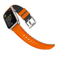 Uniq Linus AiroSoft™ Silikonarmband für die Apple Watch Series 1 bis 10 / SE / Ultra (2) (44/45/46/49 mm) - Volt Orange