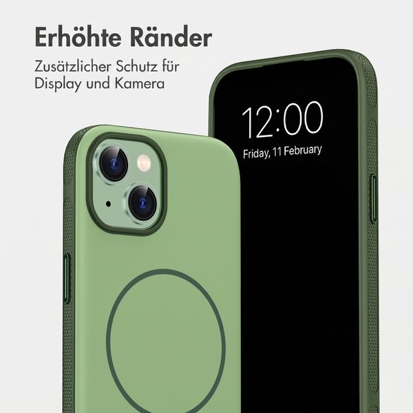 imoshion Color Backcover mit Thin MagSafe Ring Apple iPhone 15 - Dunkelgrün