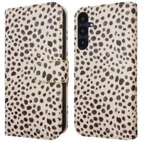 imoshion Design Klapphülle für das Samsung Galaxy A55 - Black And White Dots