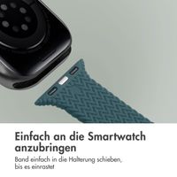 imoshion Geflochtenes Silikonarmband für die Apple Watch Series 1 bis 9 / SE (38/40/41 mm) | Series 10 (42 mm) - Dunkelgrün