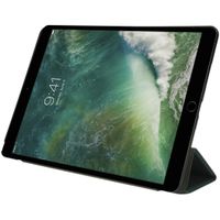 imoshion Trifold Klapphülle Apple iPad Air 3 (2019) / Pro 10.5 (2017) - Dunkelgrün