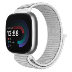 imoshion Nylonband mit Klettverschluss für die Fitbit Versa 4/ 3 / Sense (2) - Grau