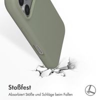 Accezz Liquid Silikoncase mit MagSafe Apple iPhone 18 Pro / 17 Pro - Cooper Green