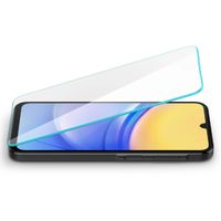 Spigen GLAStR Slim Displayschutzfolie + Applicator 2-pack für das Samsung Galaxy A25 (5G)