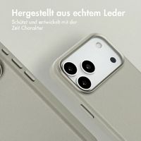 Accezz MagSafe Leather Backcover Apple iPhone 18 Pro Max / 17 Pro Max - Light Grey