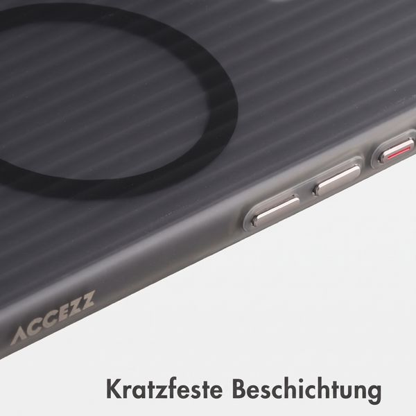 Accezz Lite Backcover mit MagSafe | Fluted | Apple iPhone 17 - Matte Black