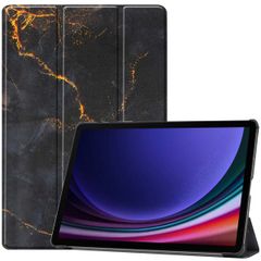 imoshion Design Trifold Klapphülle für das Samsung Galaxy Tab S10 Plus / Tab S9 Plus - Black Marble