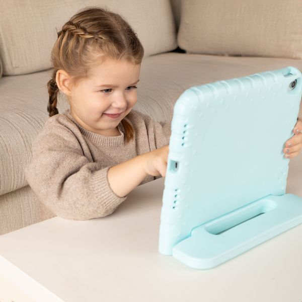 imoshion Schutzhülle mit Handgriff kindersicher Samsung Galaxy Tab A11 Plus / A9 Plus - Soft Blue