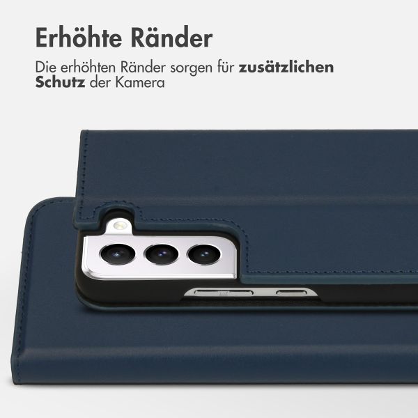 Accezz Premium Leather Slim Klapphülle Samsung Galaxy S22 - Dunkelblau