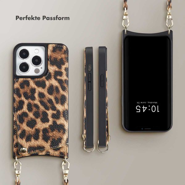 Selencia Nova Back Cover mit Kordel und Kartenhalter für das iPhone 13 Pro - Leopard