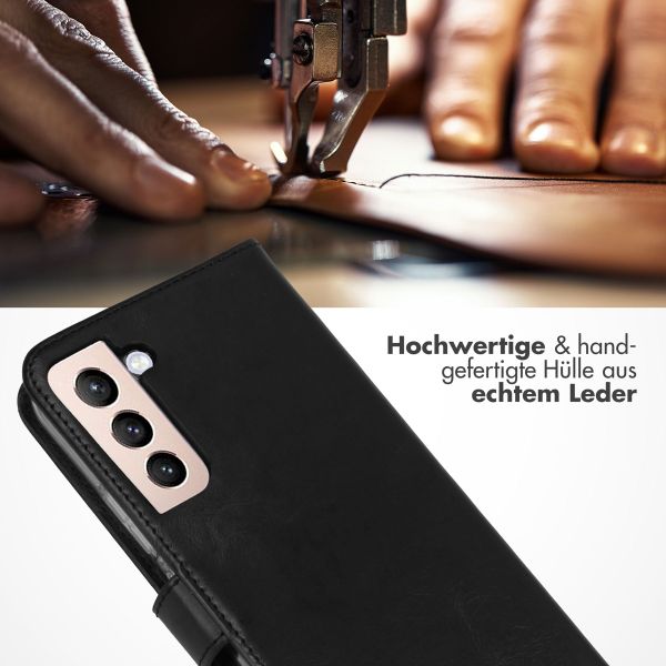 Selencia Echtleder Klapphülle Samsung Galaxy S22 Plus - Schwarz