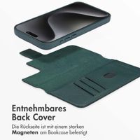 Accezz 2-in-1 Klapphülle aus Leder mit MagSafe Apple iPhone 15 Pro Max - Cedar Green