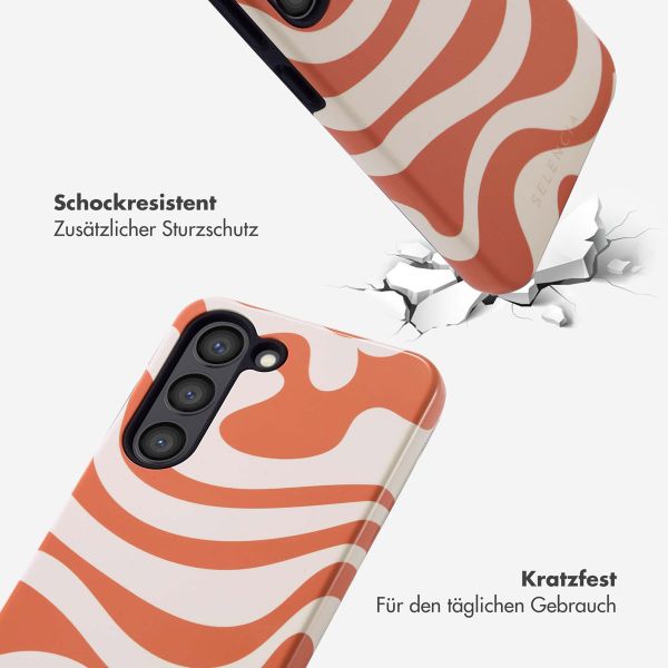 Selencia Vivid Tough Back Cover für das Samsung Galaxy S23 - Dream Swirl Orange