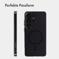 Accezz Lite Backcover mit MagSafe | Fluted | Samsung Galaxy S26 Ultra - Schwarz