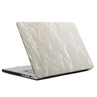 Selencia Cover mit Samtoberfläche für das MacBook Air 15 Zoll (2023) / Air 15 Zoll (2024) M3 chip - A2941 / A3114 - Beige