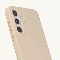 Selencia Rivièra Backcover mit MagSafe mit abnehmbaren Haken Samsung Galaxy A55 (5G) / A35 - Milky Latte
