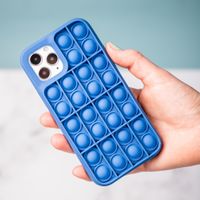 imoshion Pop It Fidget Toy - Pop It Hülle iPhone 12 (Pro) -Dunkelblau