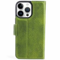 Wachikopa Magic Klapphülle 2-in-1 für das iPhone 14 Pro - Forest Green