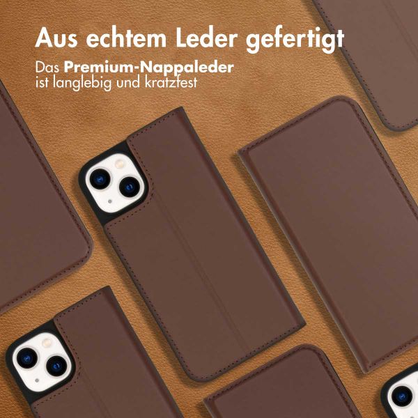 Accezz Premium Leather Slim Klapphülle für das Apple iPhone 14 - Braun