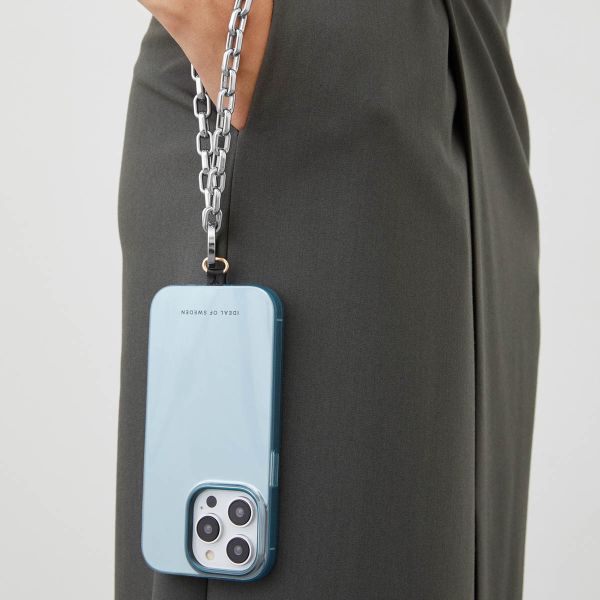 iDeal of Sweden Mirror Case Apple iPhone 15 Pro - Sky Blue