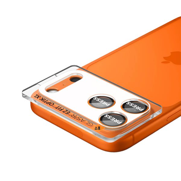 Spigen GLAStR EZ Fit Optik Kameraschutz für das Apple iPhone 17 Pro - Orange