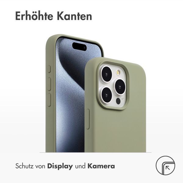 Accezz Liquid Silikoncase mit MagSafe für das iPhone 15 Pro Max - Cooper Green