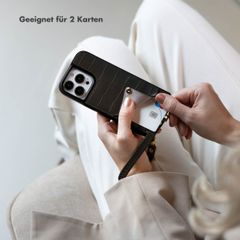 Selencia Nova Croco HandyHülle mit Kordel und Kartenhalter Apple iPhone 17e / 16e - Schwarz