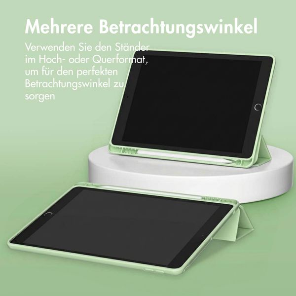 Accezz Smarte Klapphülle aus Silikon Apple iPad 9 (2021) 10.2 Zoll / iPad 8 (2020) 10.2 Zoll / iPad 7 (2019) 10.2 Zoll - Hellgrün