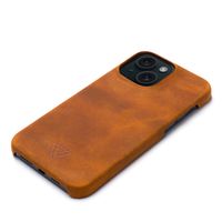 Wachikopa Full Wrap Back Cover für das iPhone 15 - Camel