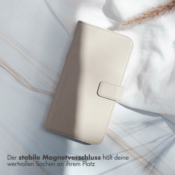 Selencia Echtleder Klapphülle Apple iPhone 16 - Greige