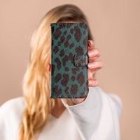 imoshion Design TPU Klapphülle Samsung Galaxy M31- Green Leopard