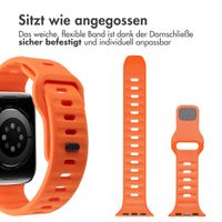 imoshion Active Sport Silikonarmband für die Apple Watch Series 1-10 / SE / Ultra (2) (44/45/46/49 mm) - Orange