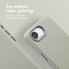Accezz MagSafe Leather Backcover Apple iPhone 16e - Light Grey