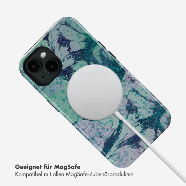 Selencia Vivid Tough Back Cover MagSafe für das iPhone 14 - Fresh Paint Green