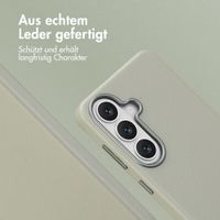 Accezz MagSafe Leather Backcover Samsung Galaxy S26 - Light Grey