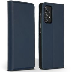 Accezz Premium Leather Slim Klapphülle für das Samsung Galaxy A52(s) (5G/4G) - Dunkelblau