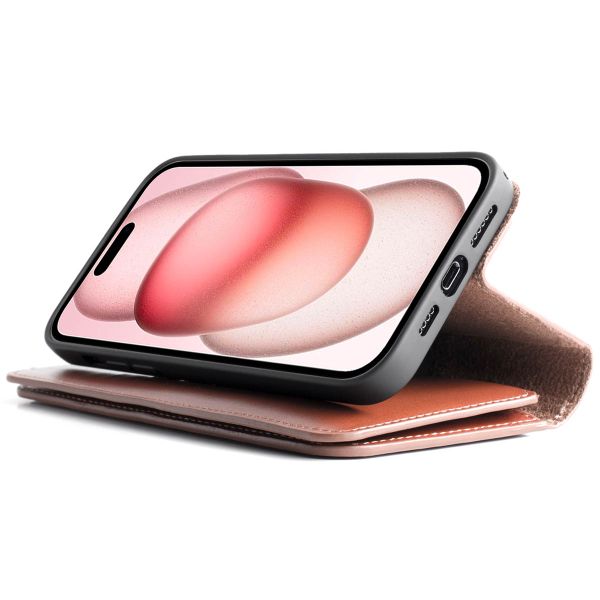 Wachikopa Multi Wallet Bookcase für das iPhone 15 - British