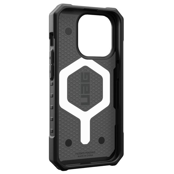 UAG Pathfinder Case MagSafe für das iPhone 15 Pro - Silber