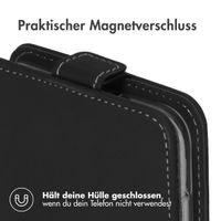 Accezz Flip Case für das Samsung Galaxy S23 Plus - Schwarz