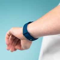 imoshion Silikonband für die Fitbit Versa 2 / Versa Lite - Dunkelblau