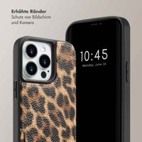 Selencia Nova Back Cover mit Kordel und Kartenhalter für das iPhone 14 Pro - Leopard