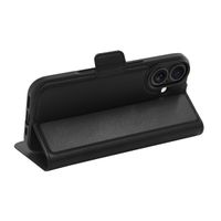 dbramante1928 Oslo Pro Bookcase mit MagSafe Apple iPhone 17 - Schwarz