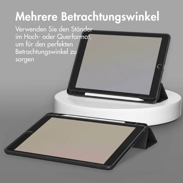 Accezz Smarte Klapphülle aus Silikon Apple iPad 6 (2018) 9.7 Zoll / iPad 5 (2017) 9.7 Zoll - Schwarz