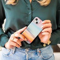 Selencia Aurora Fashion Back Case für das iPhone 15 Plus - Strapazierfähige Hülle - 100% recycelt - Sky Sunset Multicolor