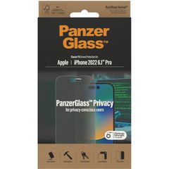 PanzerGlass Privacy Case Friendly Anti-Bacterial Displayschutzfolie für das iPhone 14 Pro