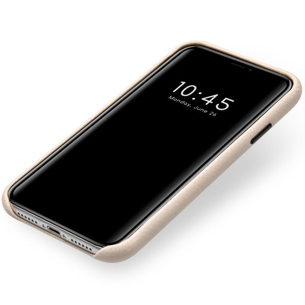 Selencia Gaia Backcover in Schlangenoptik Weiß für das iPhone 11