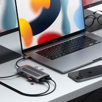 Satechi USB-C Multiport MX Adapter - USB-C Hub für Laptop - Space Grau