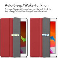imoshion Trifold Klapphülle Apple iPad 9 (2021) 10.2 Zoll / iPad 8 (2020) 10.2 Zoll / iPad 7 (2019) 10.2 Zoll - Rot