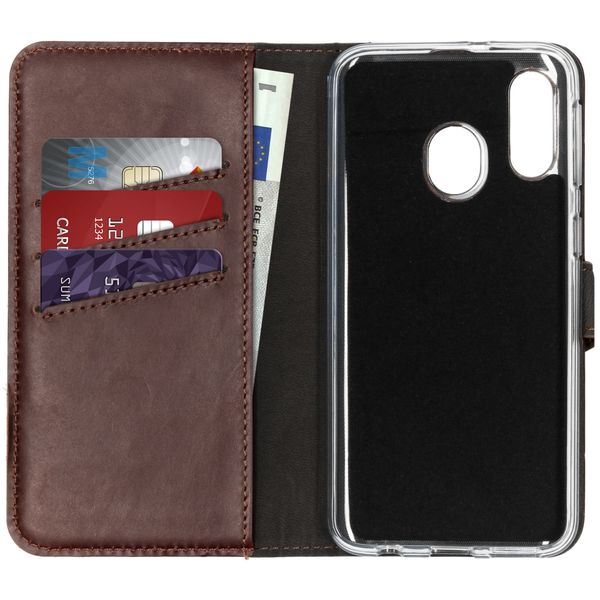 Selencia Echtleder Klapphülle Samsung Galaxy A40 - Braun