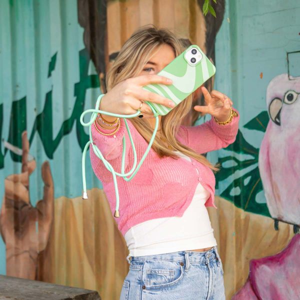 imoshion SilikonHülle design mit Band Apple iPhone 15 - Retro Green